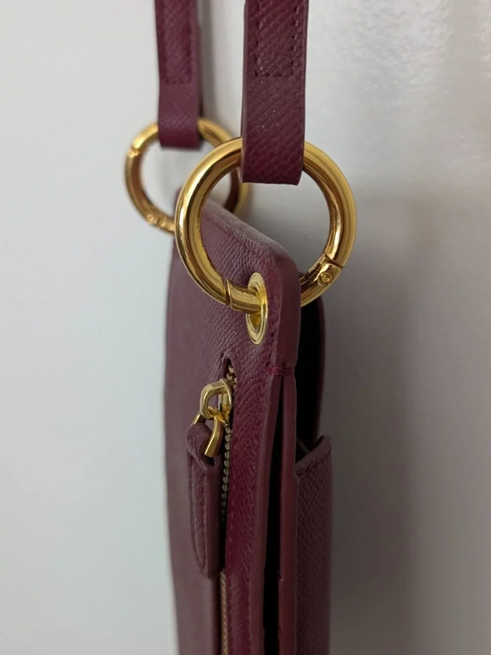 NWOT JW PEI Quinn Phone Bag